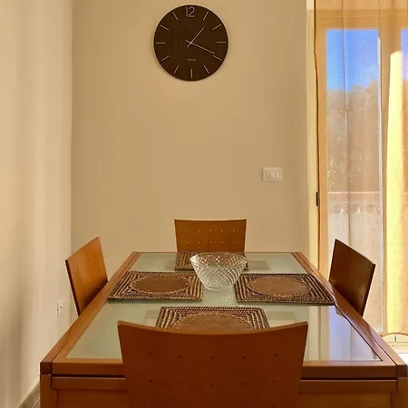 La Torre Saracena - With Services & Free Parking * 帕尔米