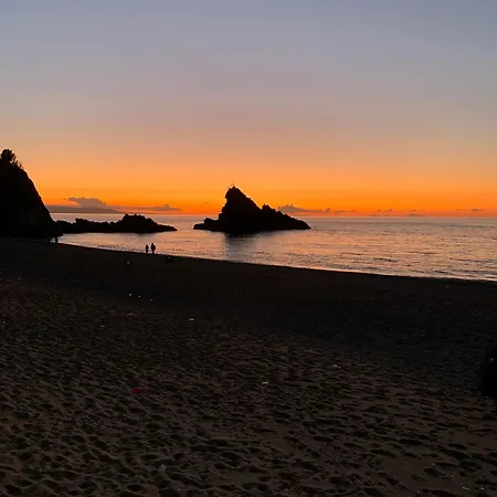 Apartmán La Torre Saracena - With Services & Free Parking *