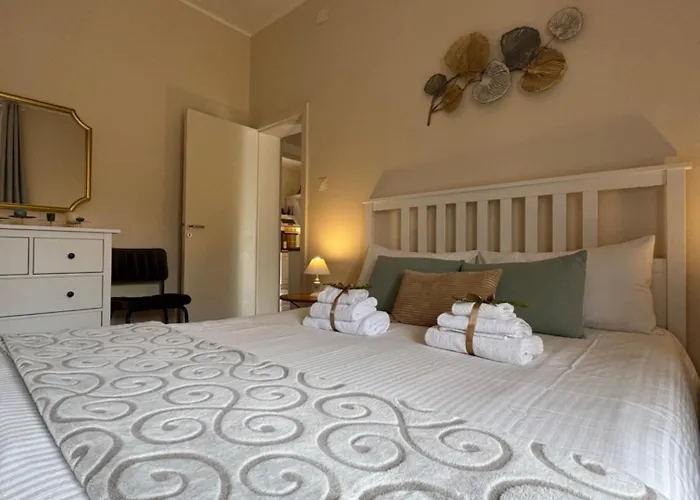 La Torre Saracena - With Services & Free Parking Apartmán *