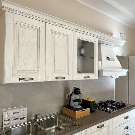 La Torre Saracena - With Services & Free Parking Appartement *