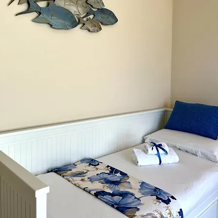 La Torre Saracena - With Services & Free Parking *