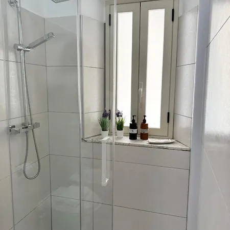 La Torre Saracena - With Services & Free Parking Appartement