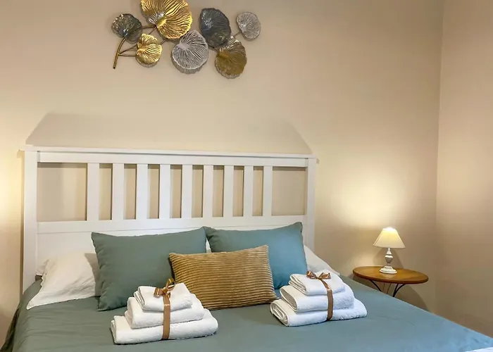 La Torre Saracena - With Services & Free Parking Palmi