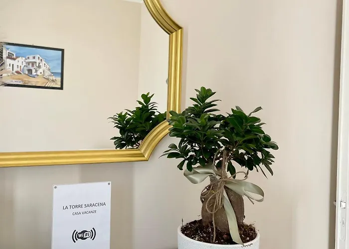 La Torre Saracena - With Services & Free Parking דירה *